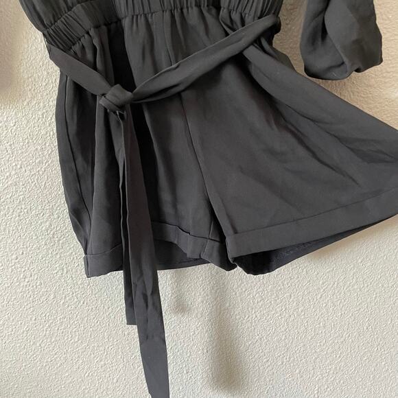 GUESS Black Lehanna Shorts Cross Over Roll Tab Sleeve Womens New Romper XS - Picture 6 of 10